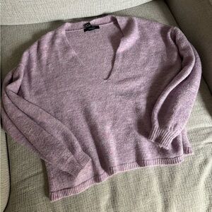 V neck sweater